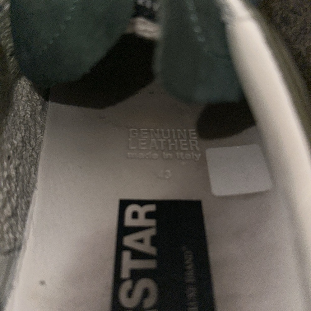 Golden Goose Superstar Low Top Sneakers - Picture 10 of 13